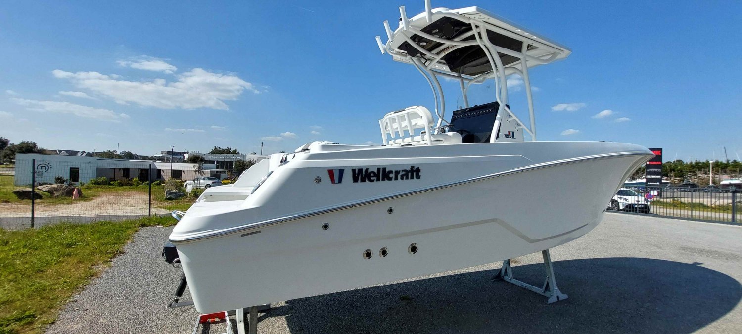 slider 0 Wellcraft Fisherman 242